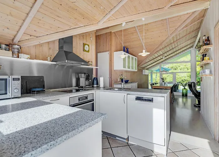 度假居 Amazing In Rudkobing With Sauna *